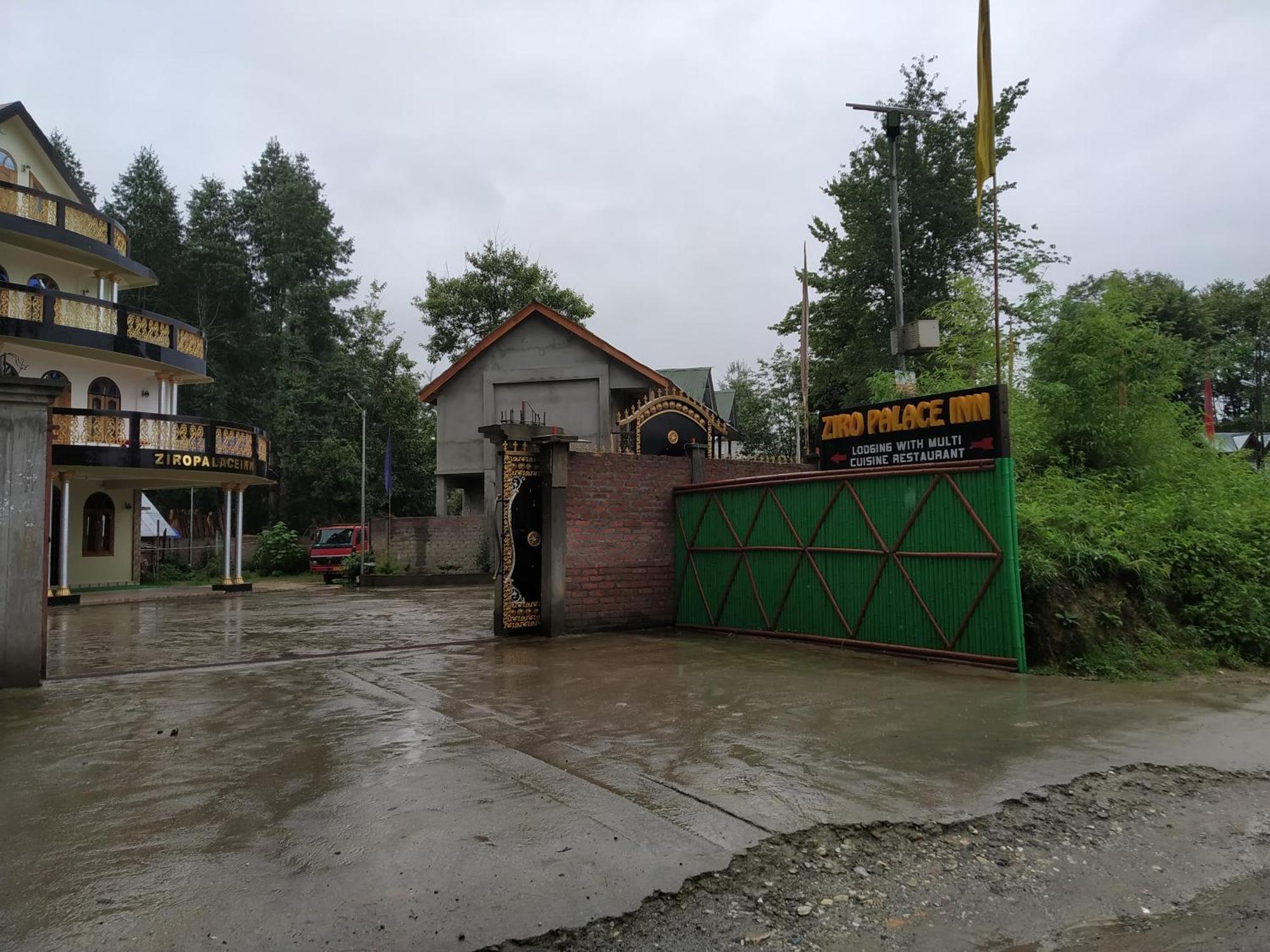 Namaste Ziro Palace Inn - A Boutique Hotel Hāpoli Exterior foto